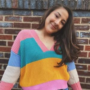 Meet your Posher, Valeria